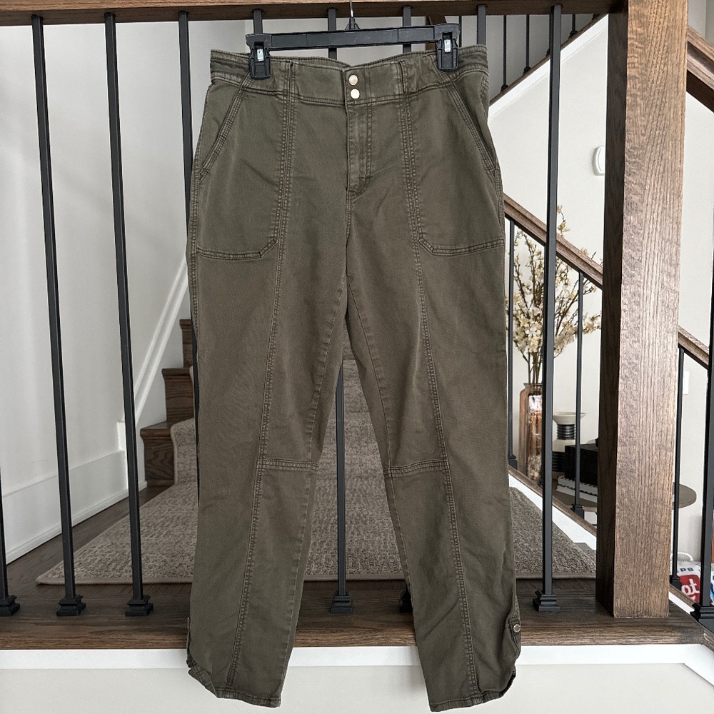 White House Black Market Olive Pret-a-Pedi Utility Pants